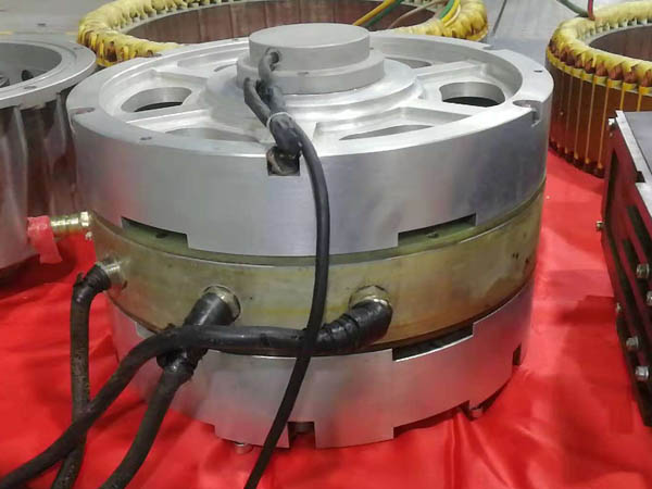 輪轂電機(jī)的驅(qū)動(dòng)方式有哪些，不同方式的優(yōu)缺點(diǎn)